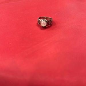 Silpada sterling silver moonstone (?) ring size 8